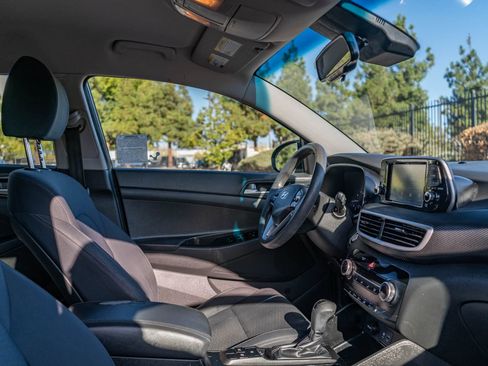 Used 2020 Hyundai Tucson Value FWD image 21