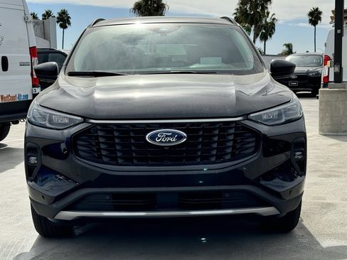 New 2025 Ford Escape SE w/ PHEV Premium Package image 6