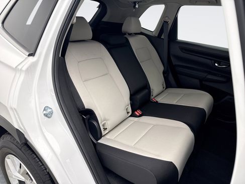 Used 2025 Honda CR-V LX image 17