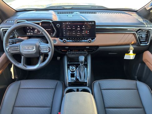 New 2026 GMC Canyon AT4 w/ Technology Plus Package AWD/4WD image 19
