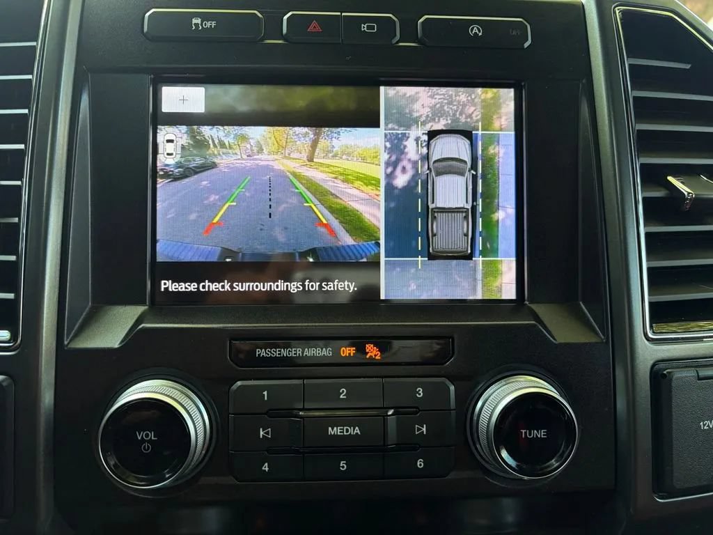 Used 2020 Ford F150 Lariat w/ Equipment Group 502A Luxury AWD/4WD image 23