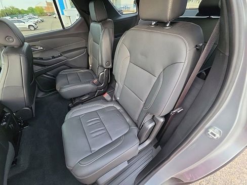 Used 2023 Chevrolet Traverse LT AWD/4WD image 25