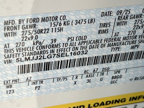 New 2025 Lincoln Navigator Reserve w/ Jet Appearance Package image 34