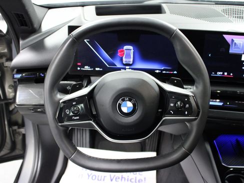 Used 2024 BMW 530i xDrive image 16