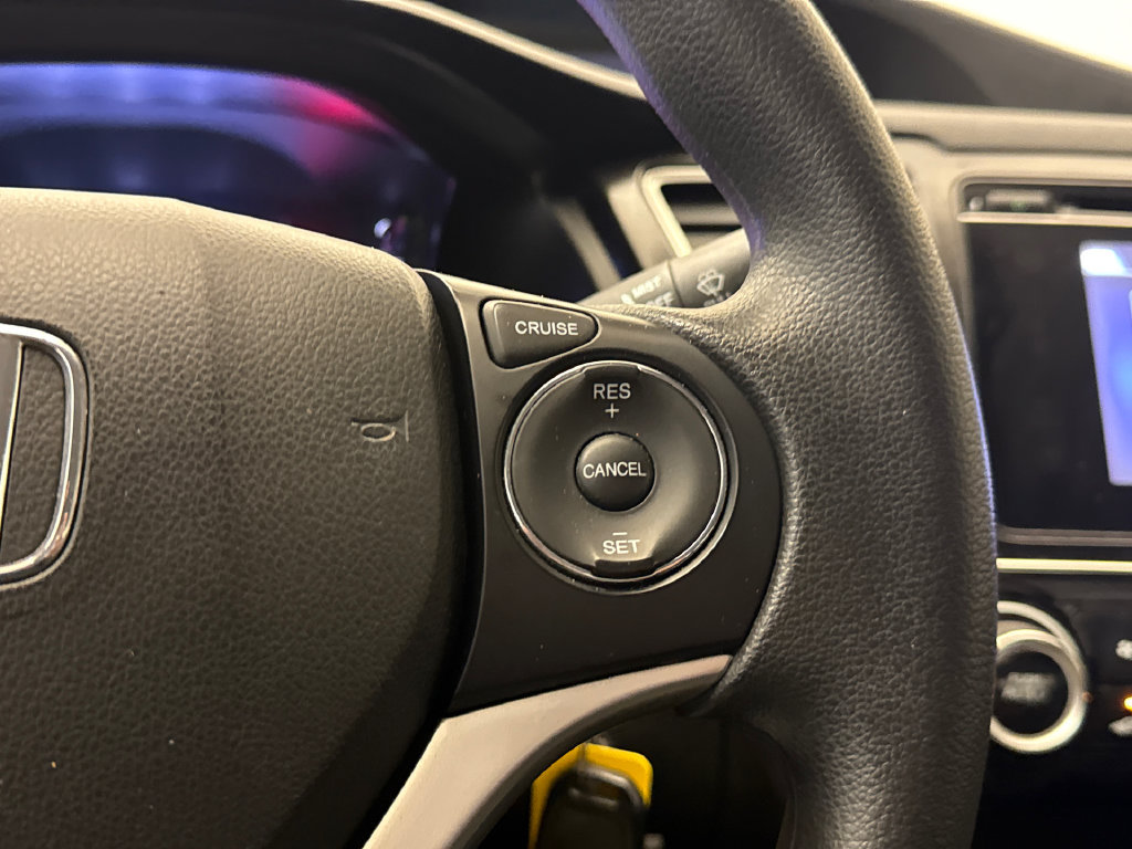 Used 2015 Honda Civic SE image 23