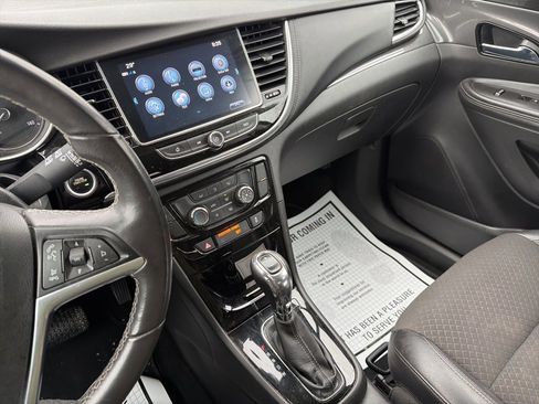 Certified 2021 Buick Encore Preferred image 26