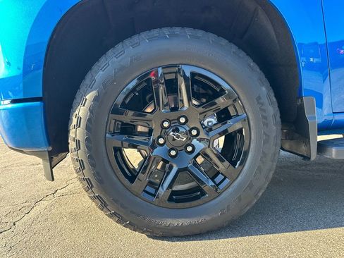 Used 2023 Chevrolet Silverado 1500 RST image 12