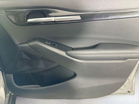 Used 2025 Kia Seltos S FWD image 31