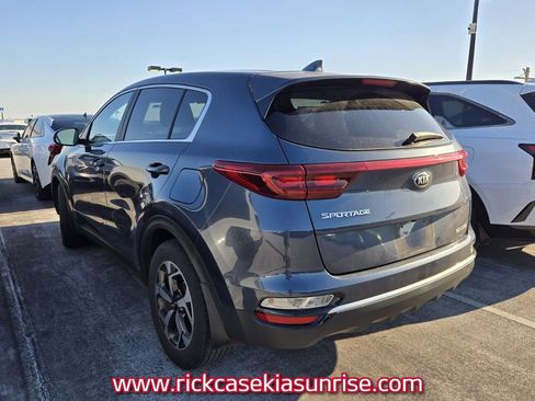 Used 2022 Kia Sportage LX image 7