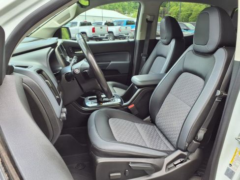 Used 2016 Chevrolet Colorado Z71 image 8