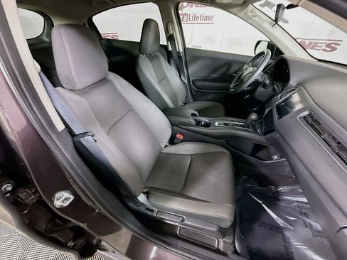 Used 2021 Honda HR-V EX image 30