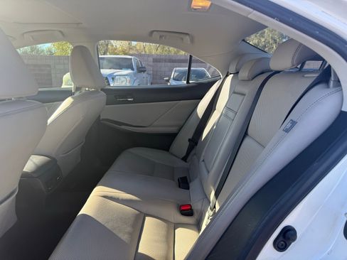 Used 2015 Lexus IS 250 image 10