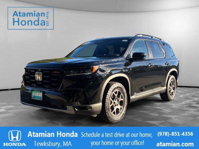 Certified 2024 Honda Pilot TrailSport image 1
