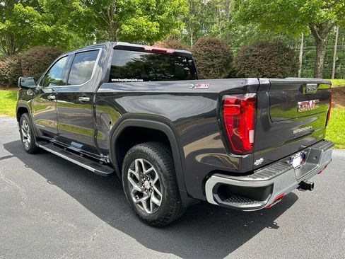 Used 2023 GMC Sierra 1500 SLT w/ SLT Premium Package AWD/4WD image 21