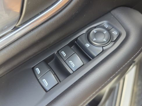 Used 2023 Chevrolet Tahoe LS RWD image 29