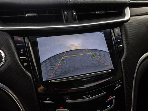 Used 2013 Cadillac XTS Premium AWD/4WD image 11