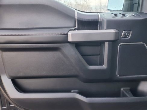 Used 2020 Ford F150 Platinum w/ Equipment Group 701A Luxury image 12