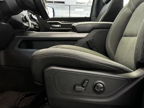 Used 2022 RAM 1500 Big Horn RWD image 11