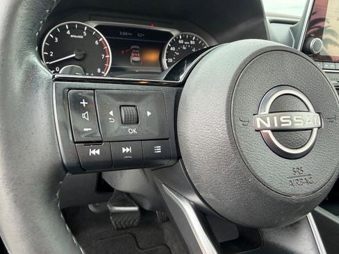 Used 2023 Nissan Rogue SV w/ SV Premium B Package AWD/4WD image 28