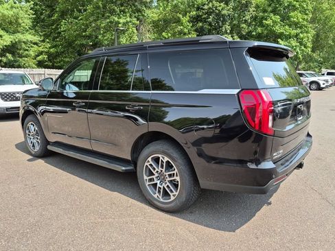 New 2026 Ford Expedition Active AWD/4WD image 7