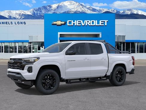 New 2026 Chevrolet Colorado Z71 w/ Midnight Edition AWD/4WD image 2