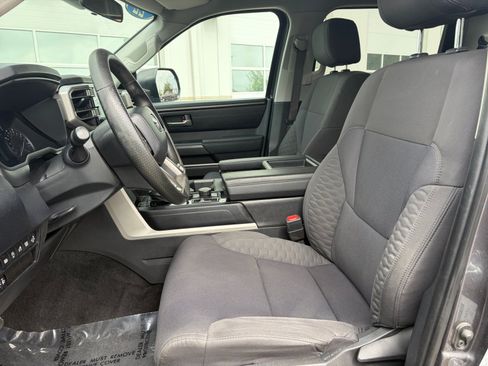 Used 2022 Toyota Tundra SR5 AWD/4WD image 14