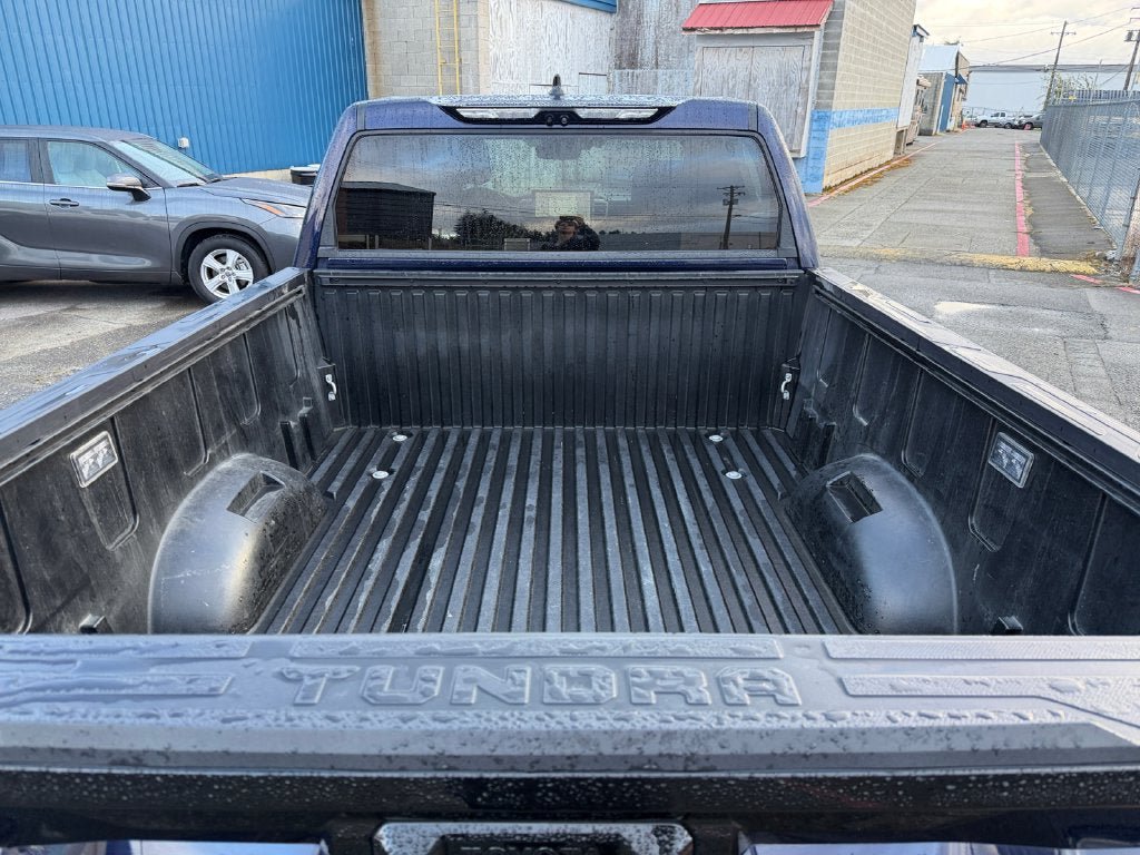 Used 2023 Toyota Tundra Platinum w/ Advanced Package AWD/4WD image 22