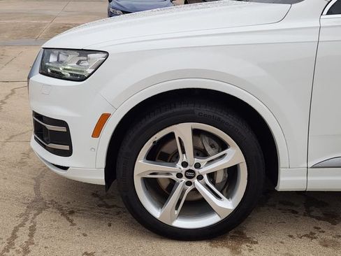 Used 2019 Audi Q7 3.0T Prestige w/ Prestige Package AWD/4WD image 15