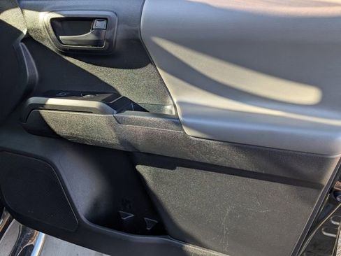 Used 2023 Toyota Tacoma SR image 32