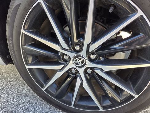 Used 2023 Toyota Camry SE w/ Convenience Package image 35