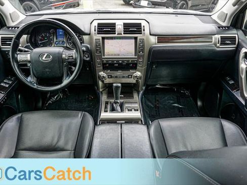 Used 2019 Lexus GX 460 w/ Navigation Package image 25