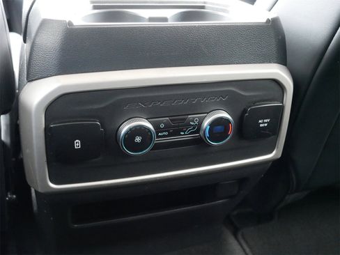 Certified 2024 Ford Expedition Max XLT image 20