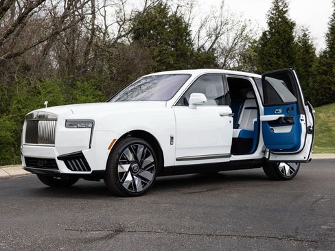 New 2026 Rolls-Royce Cullinan image 53