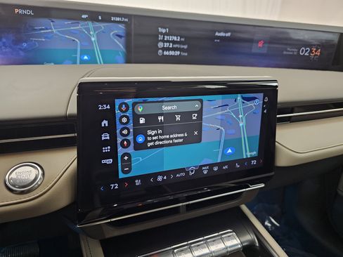 Used 2024 Lincoln Nautilus Reserve image 34