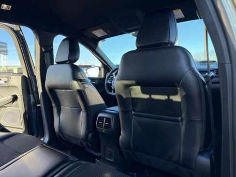 Used 2025 Ford Escape ST-Line w/ Tech Pack #1 image 15