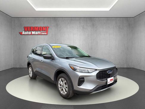Used 2024 Ford Escape Active AWD/4WD image 1