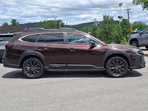 Used 2024 Subaru Outback Limited XT AWD/4WD image 10