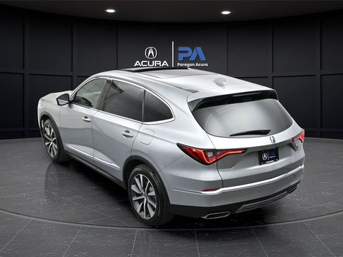 Certified 2026 Acura MDX FWD w/ Technology Package image 33