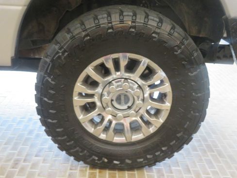Used 2022 Ford F250 XL w/ STX Appearance Package AWD/4WD image 10
