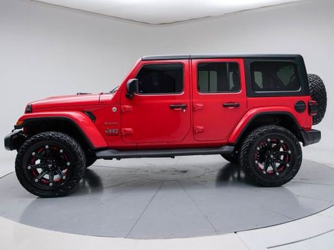Used 2020 Jeep Wrangler Unlimited Sahara w/ Safety Group AWD/4WD image 2