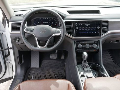 Certified 2023 Volkswagen Atlas SE AWD/4WD image 22