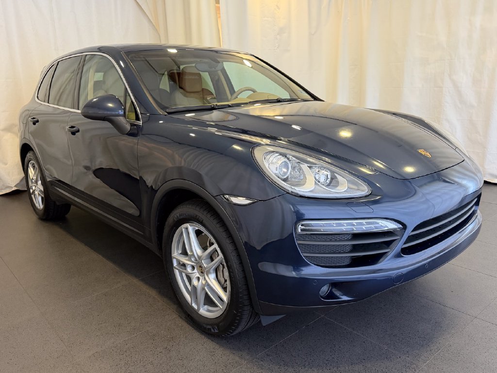 Used 2013 Porsche Cayenne S AWD/4WD image 7