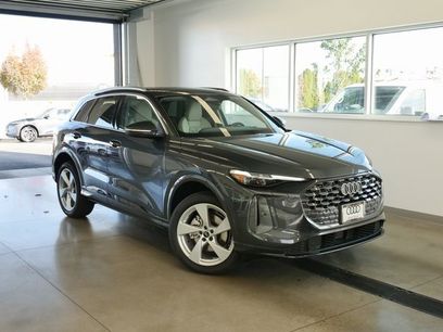 New 2025 Audi Q5 Premium Plus