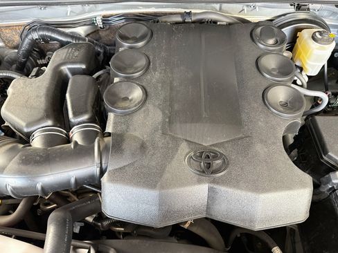 Used 2022 Toyota 4Runner TRD Sport RWD image 39