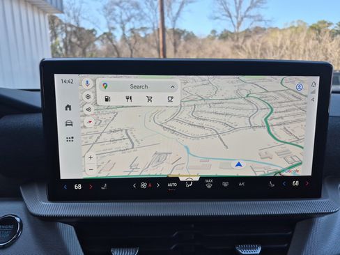 New 2026 Ford Explorer Active image 38