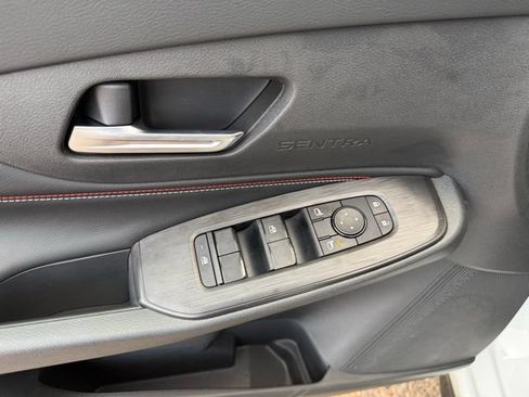 New 2026 Nissan Sentra SR w/ Floor Mat Package FWD image 16