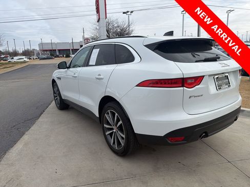 Used 2020 Jaguar F-PACE Prestige image 6