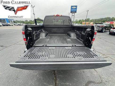 Used 2023 Nissan Frontier SV AWD/4WD image 31