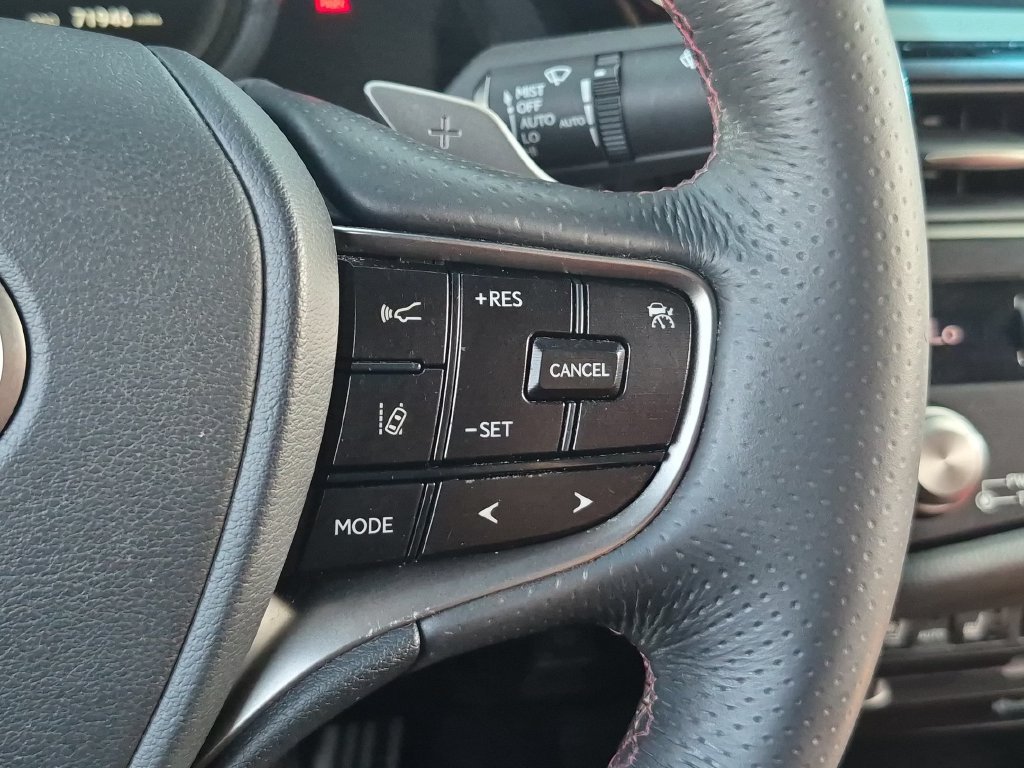 Used 2022 Lexus ES 300h F Sport w/ Accessory Package 2 FWD image 33