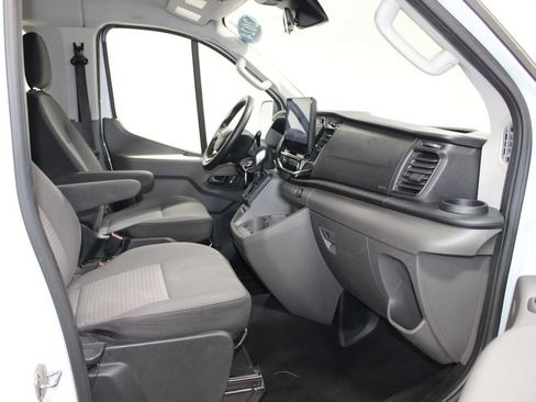 Used 2024 Ford Transit 350 XLT RWD image 23